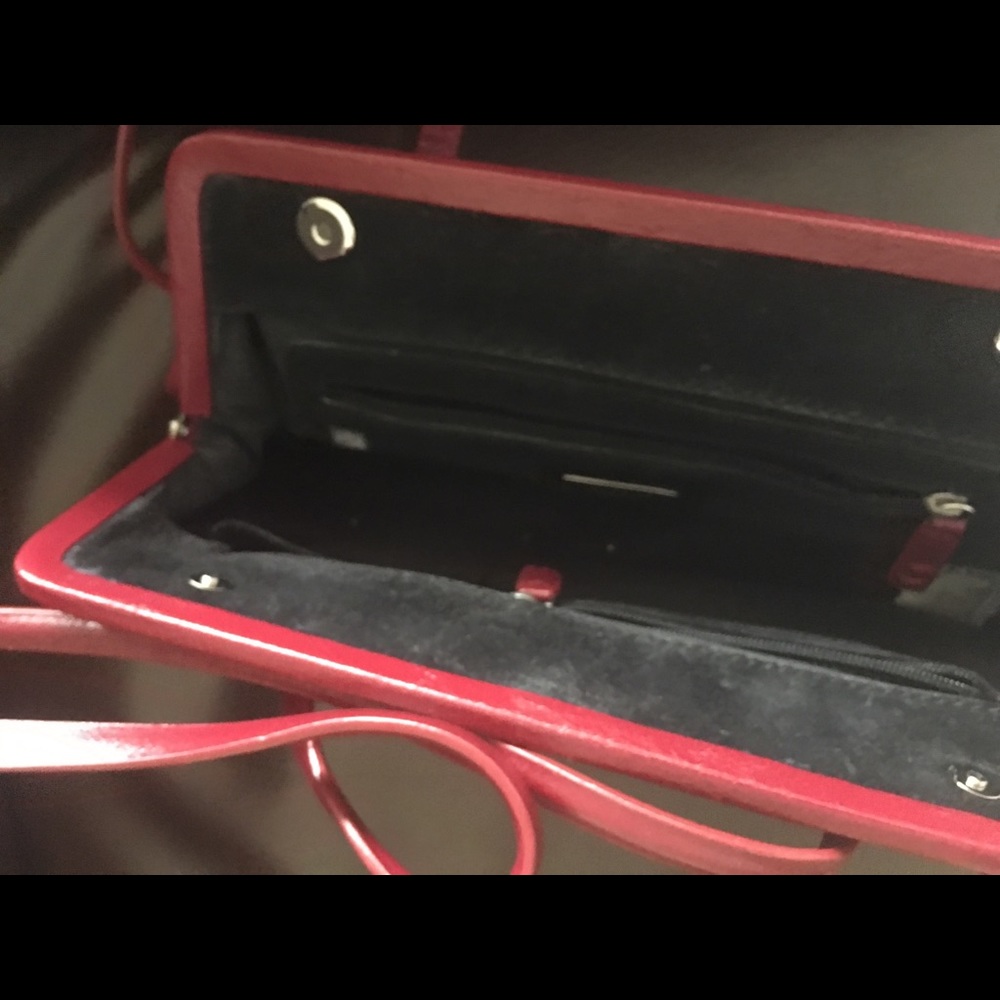 Deep red bag - Picture 2 of 4